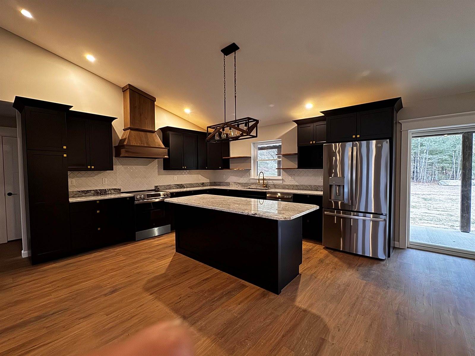 725 North Main Street, Brewer, ME 04412