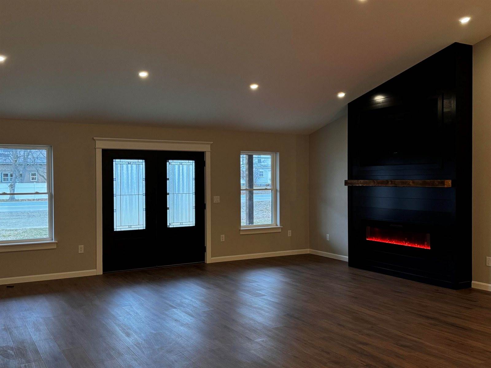 725 North Main Street, Brewer, ME 04412