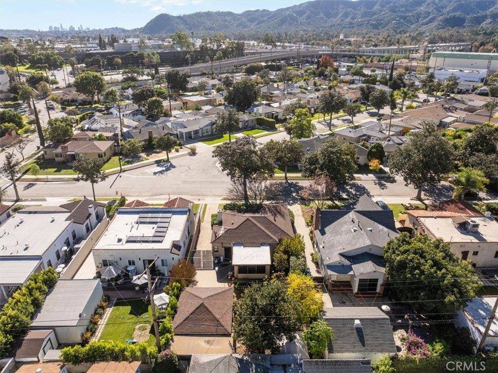 815 Omar Street, Glendale, CA 91202