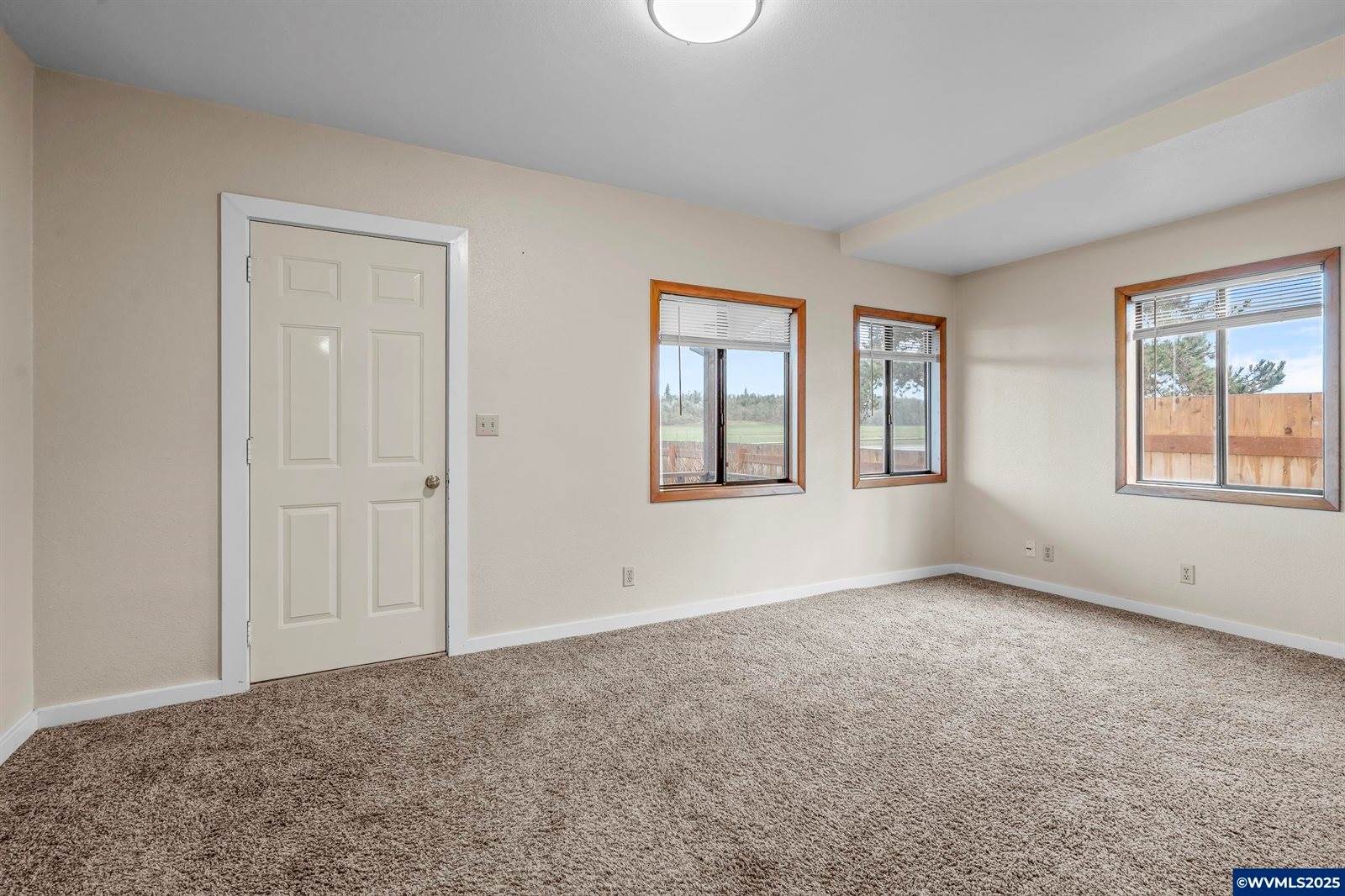 38656 Jefferson Scio Dr, Scio, OR 97374