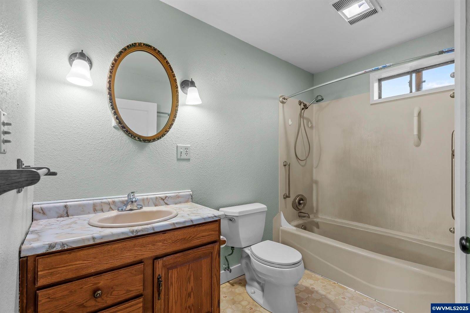 38656 Jefferson Scio Dr, Scio, OR 97374