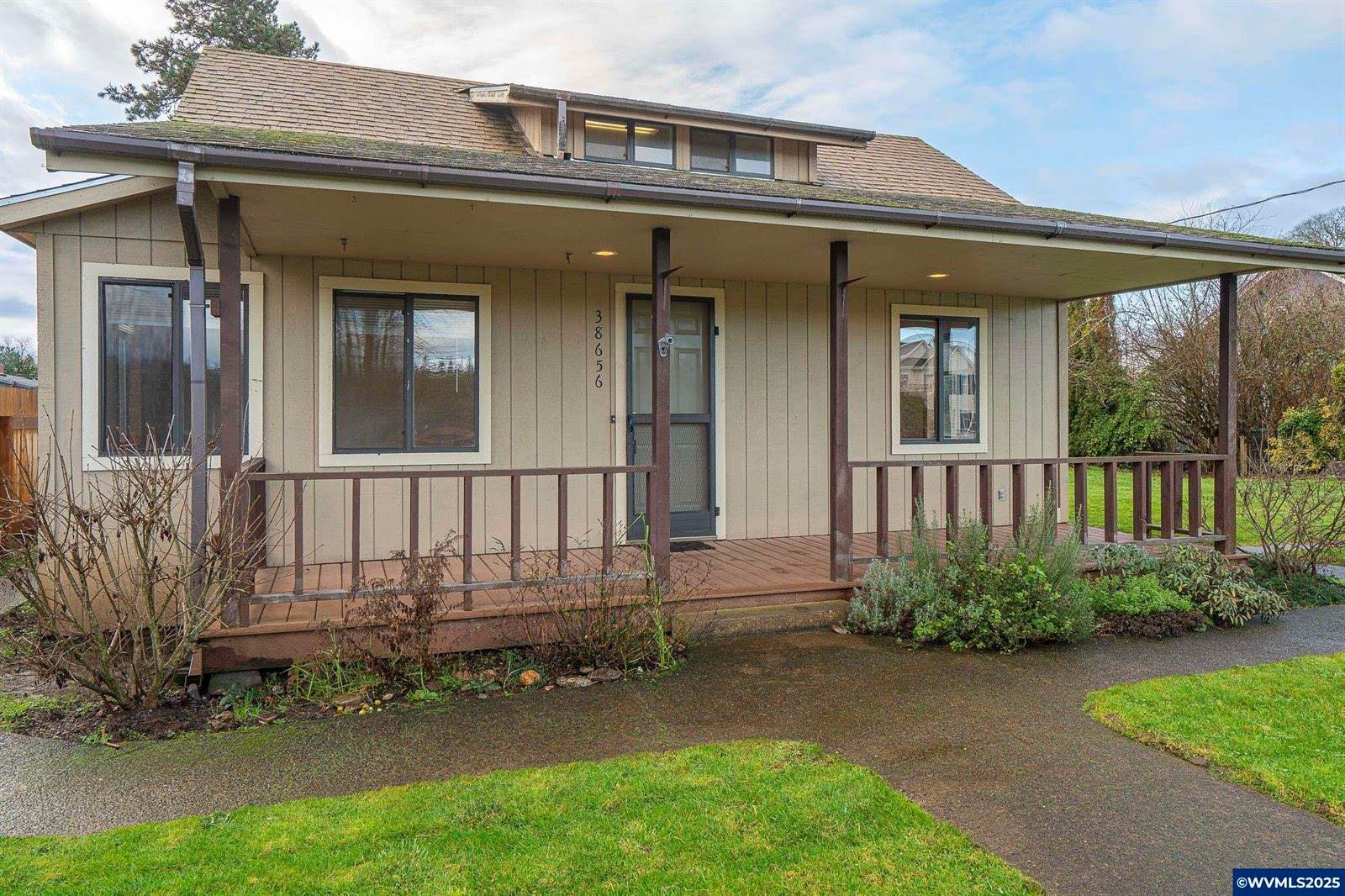 38656 Jefferson Scio Dr, Scio, OR 97374