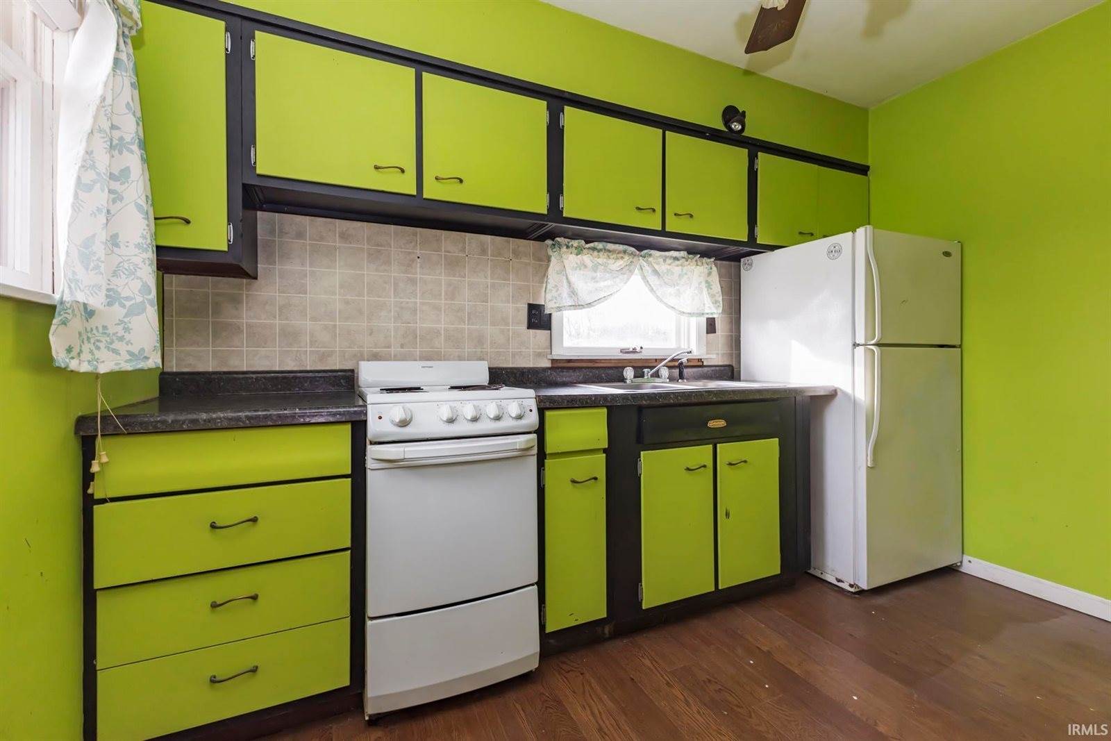 2920 S Vine Street, Muncie, IN 47302