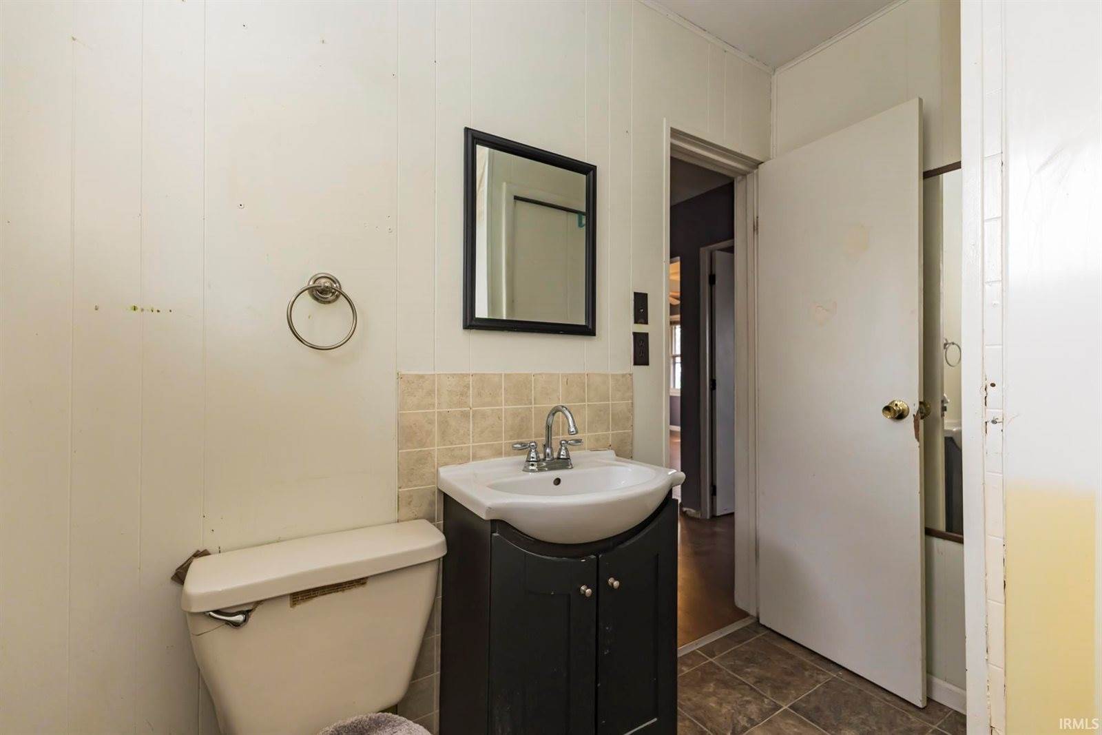 2920 S Vine Street, Muncie, IN 47302