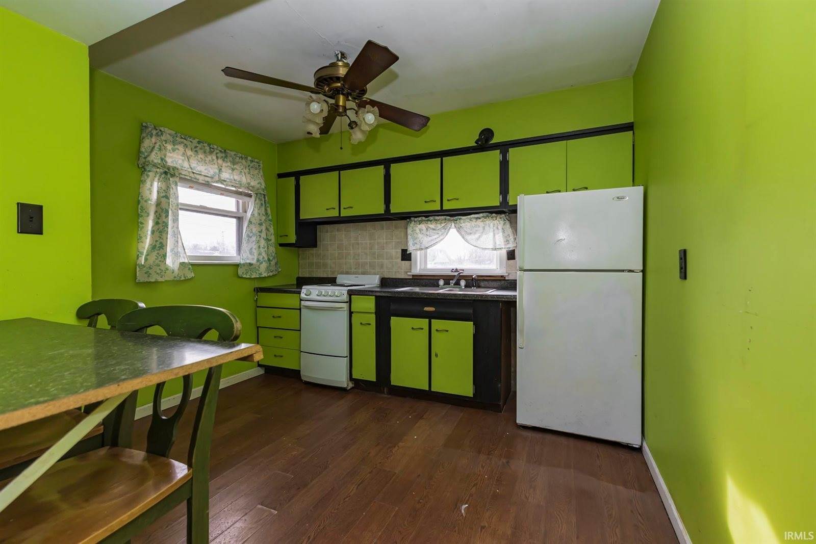 2920 S Vine Street, Muncie, IN 47302