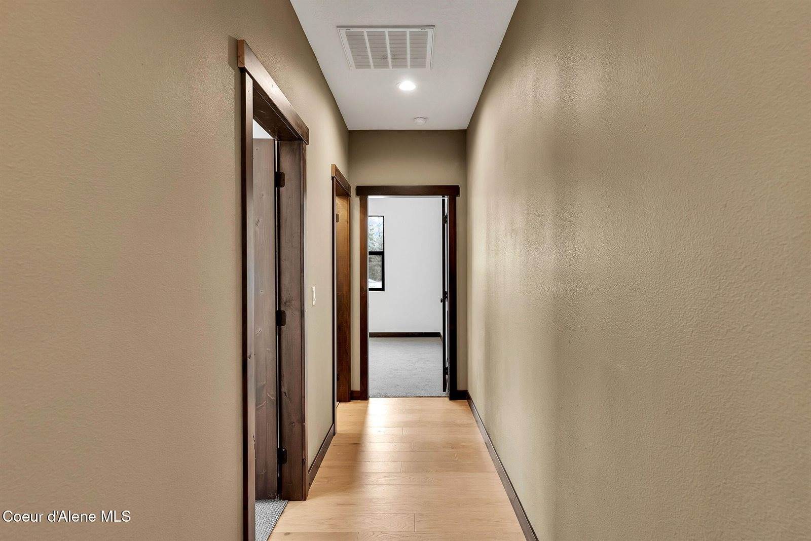 969 Flying Geese, Blanchard, ID 83804