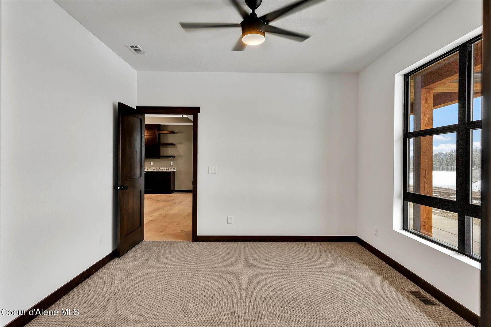 969 Flying Geese, Blanchard, ID 83804