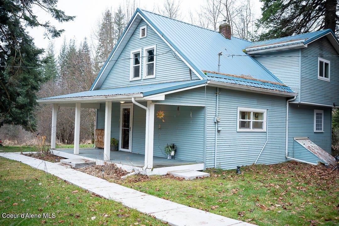 27232 East Schoolhouse Loop, Cataldo, ID 83810