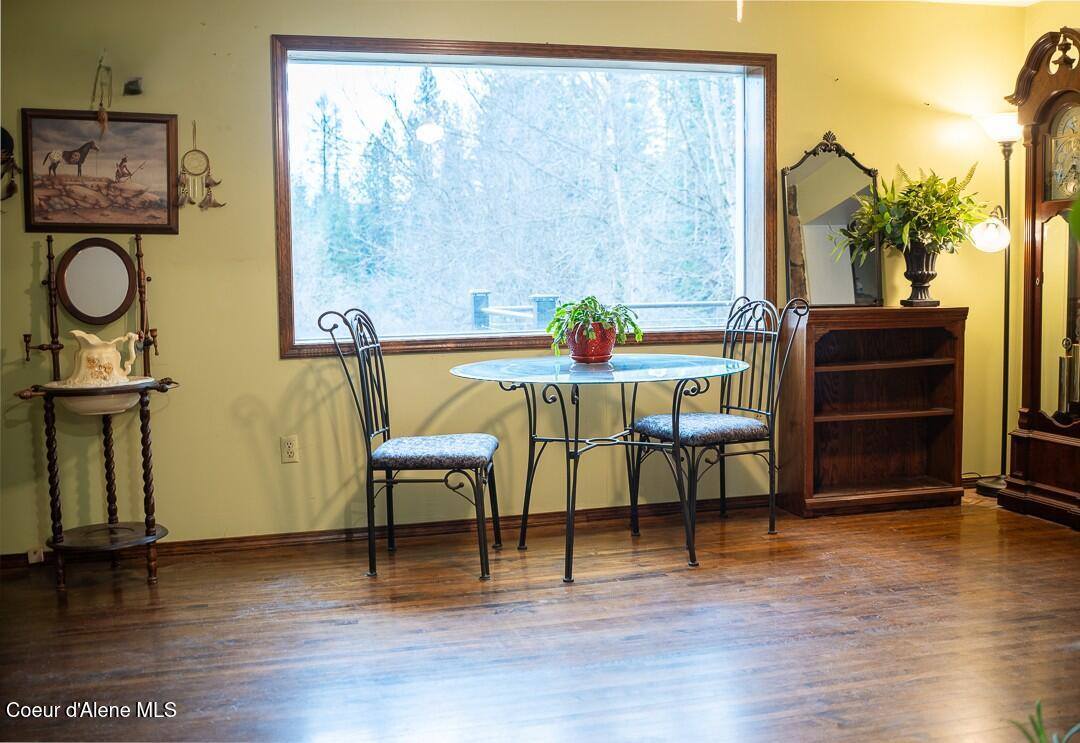 27232 East Schoolhouse Loop, Cataldo, ID 83810