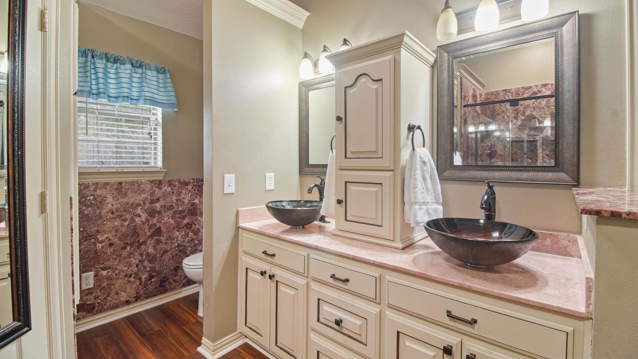 15360 Wagon Wheel Dr, Chandler, TX 75758