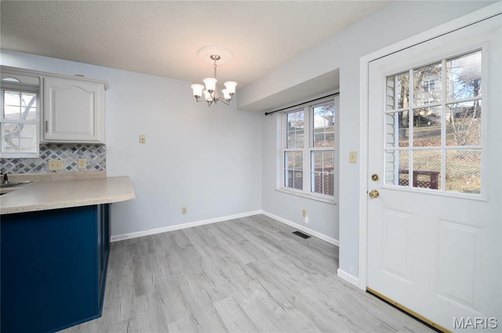 104 Bailey Renee Court, Waynesville, MO 65583