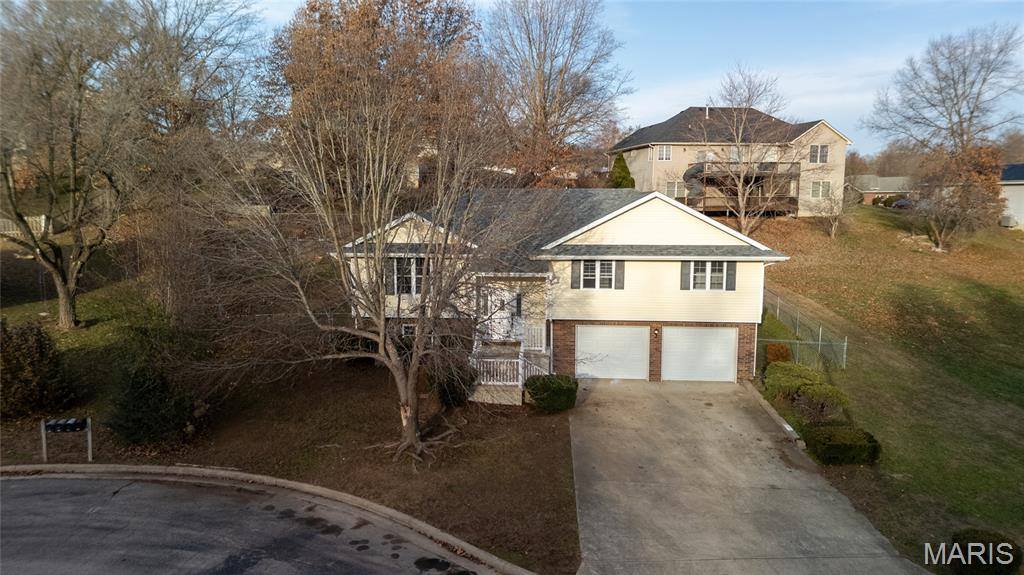 104 Bailey Renee Court, Waynesville, MO 65583