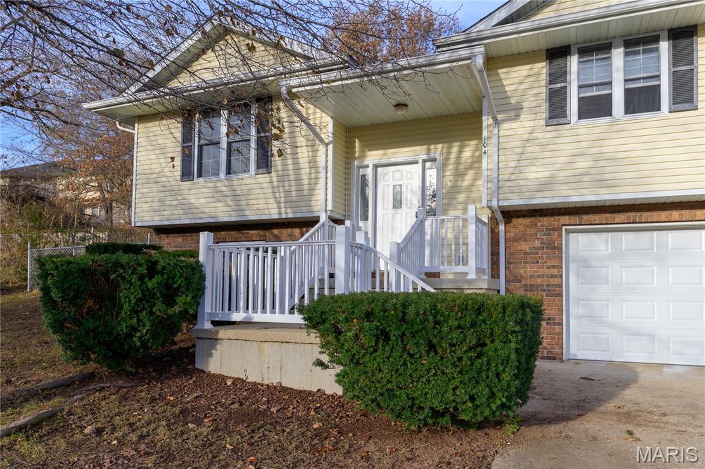 104 Bailey Renee Court, Waynesville, MO 65583