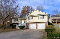 104 Bailey Renee Court, Waynesville, MO 65583