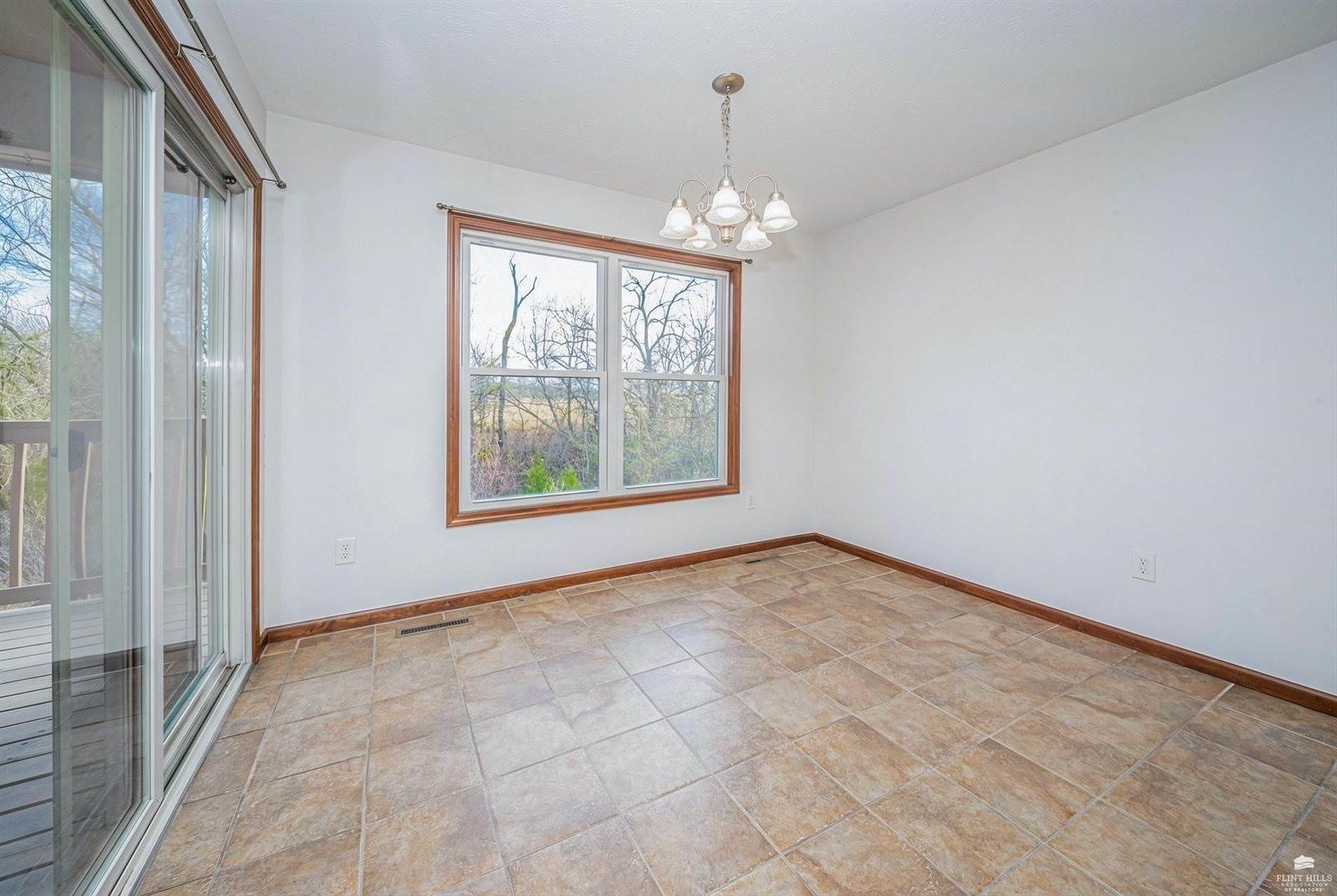 313 Caroline Court, Junction City, KS 66441
