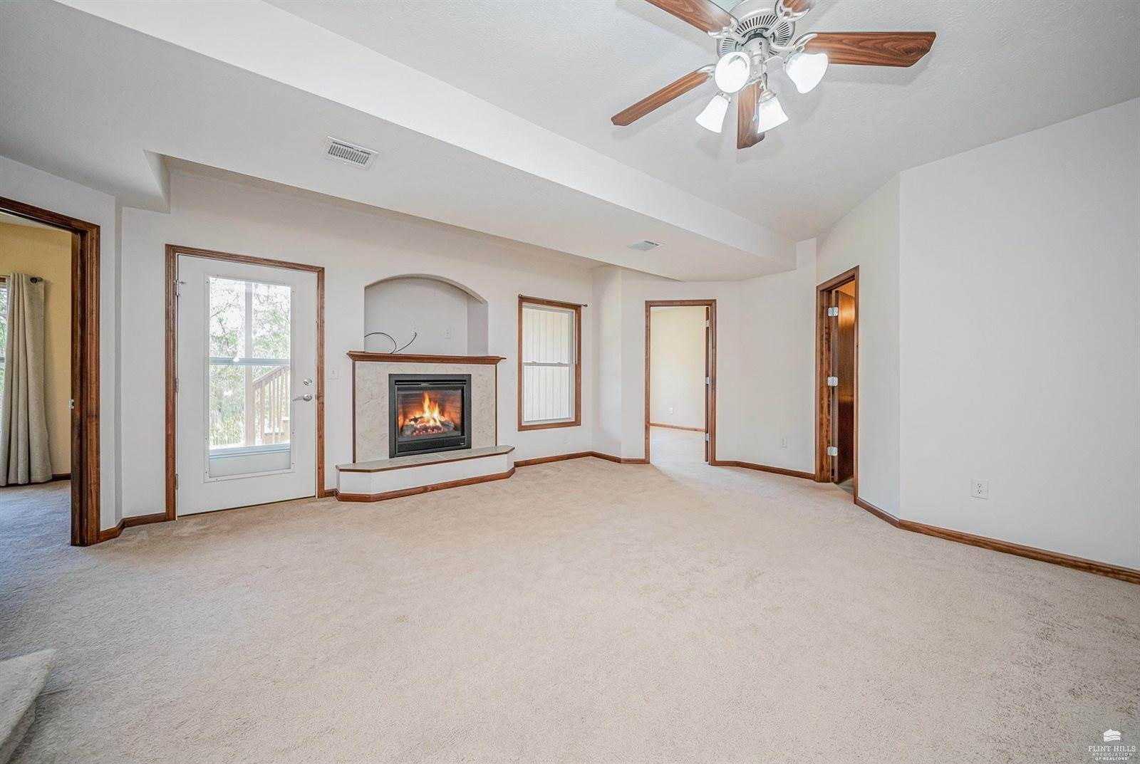 313 Caroline Court, Junction City, KS 66441