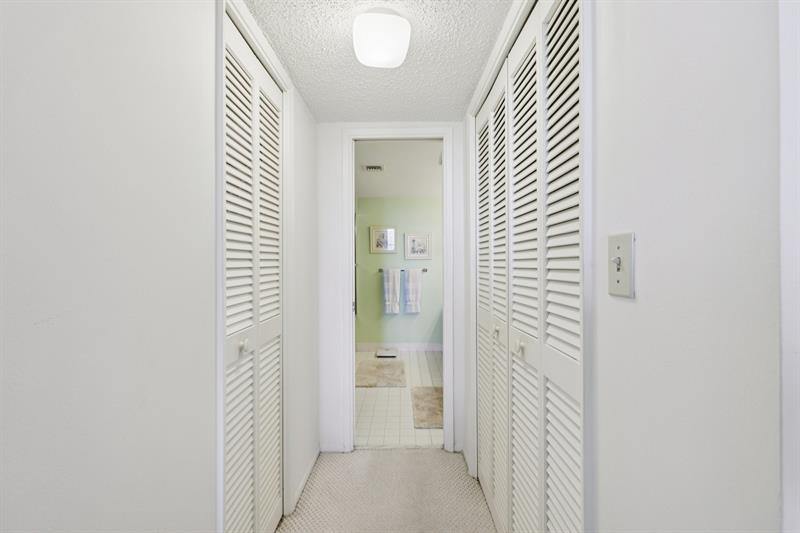 3503 Oaks Way 510, Pompano Beach, FL 33069