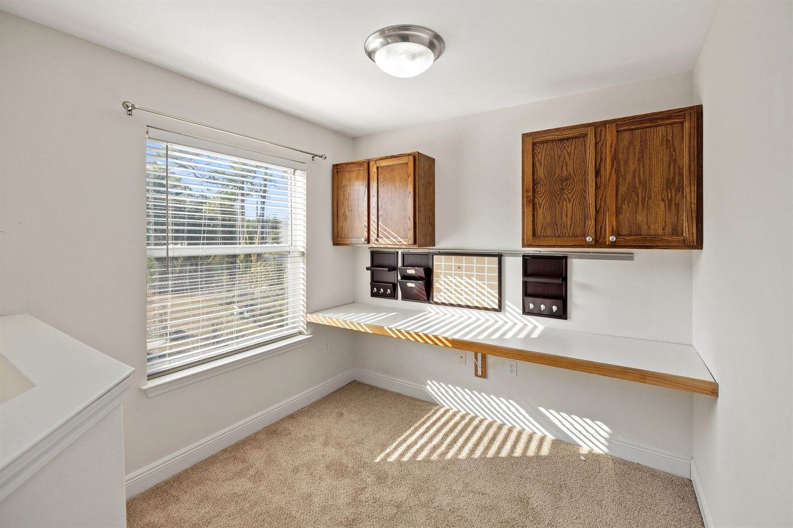 876 Solimar Way, Mary Esther, FL 32569