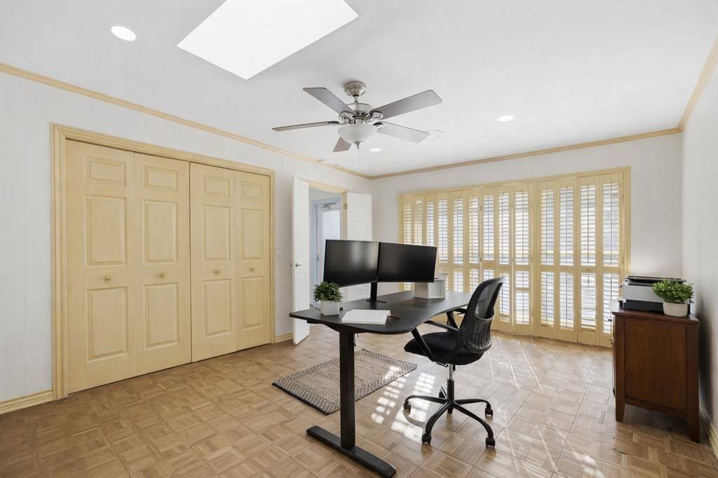 3514 Shady Valley Drive, Pantego, TX 76013