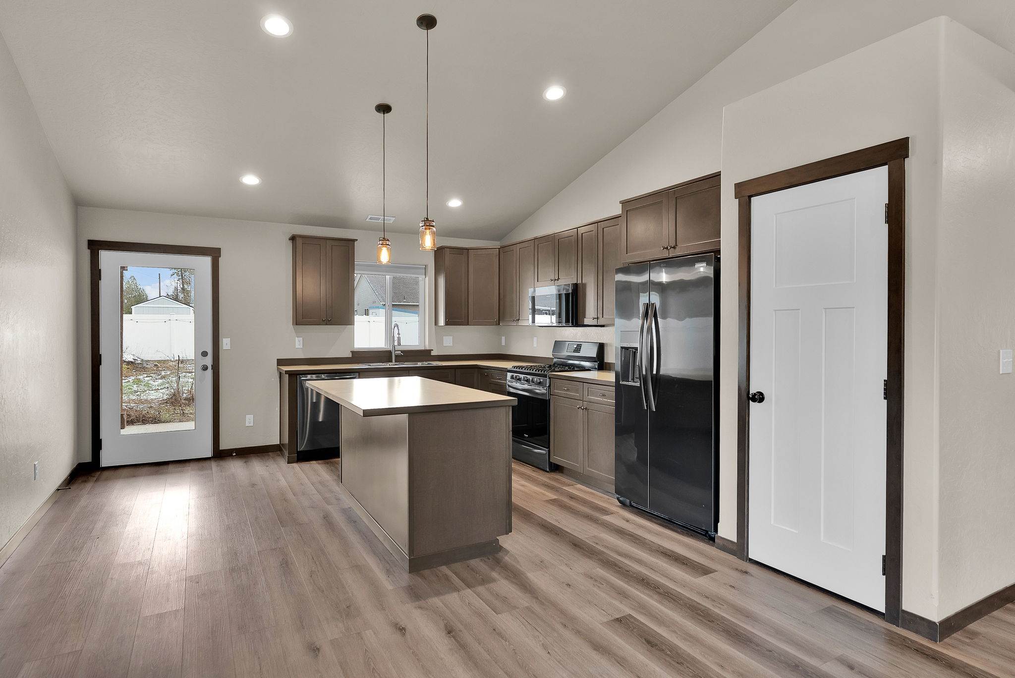 31782 N 8th Ave, Spirit Lake, ID 83869