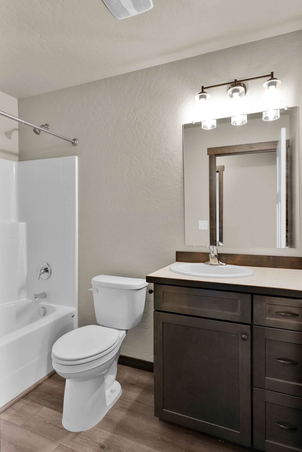 31782 N 8th Ave, Spirit Lake, ID 83869