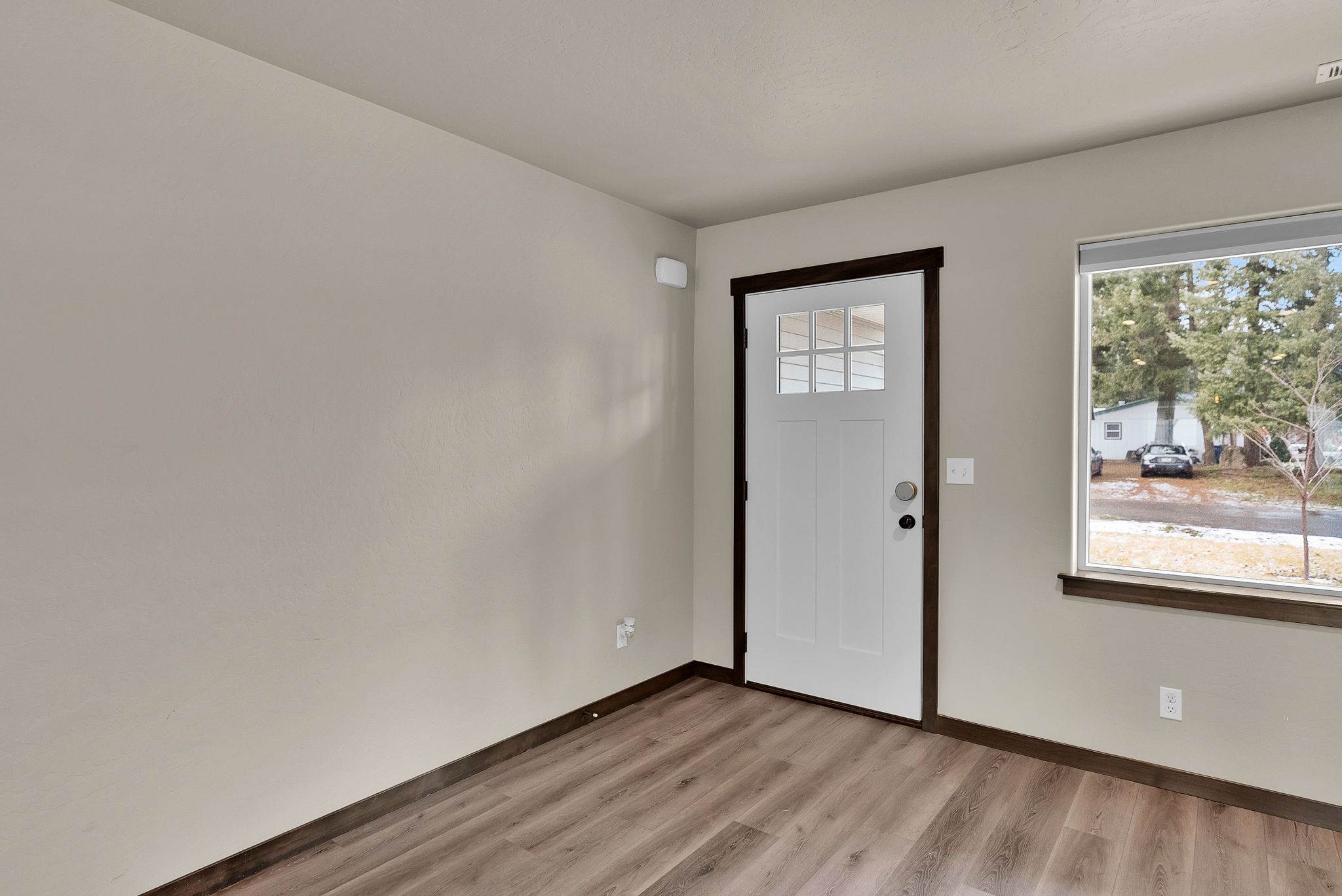 31782 N 8th Ave, Spirit Lake, ID 83869