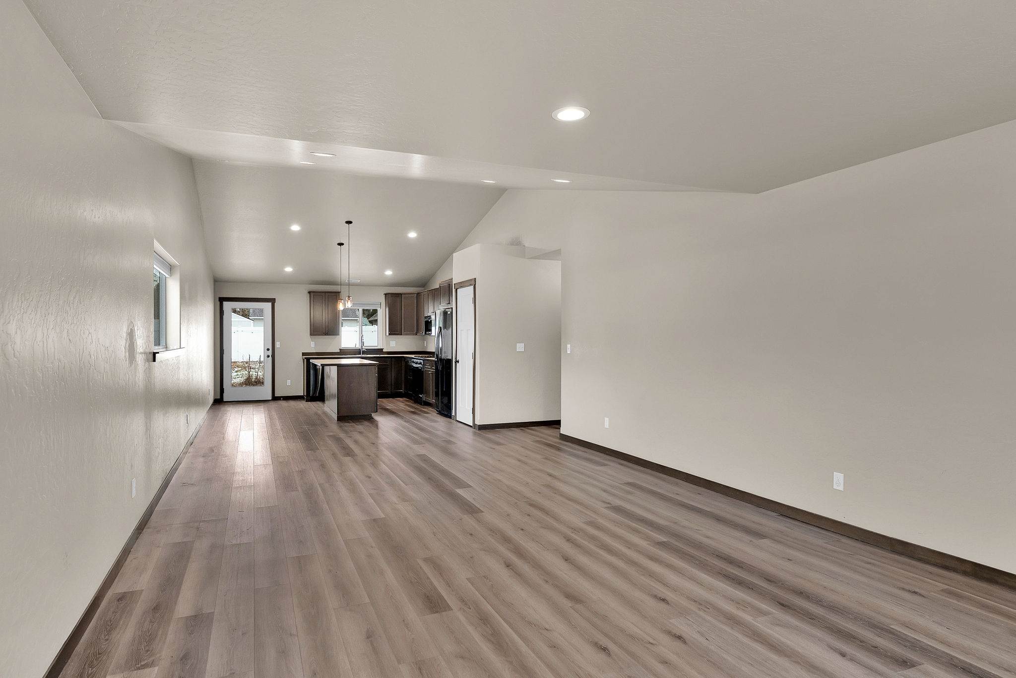 31782 N 8th Ave, Spirit Lake, ID 83869