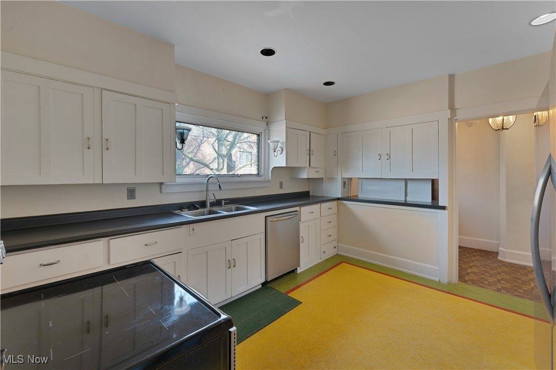 1650 Fifth Avenue, Youngstown, OH 44504