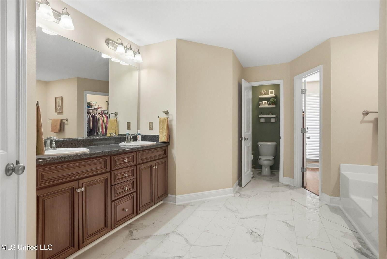 10306 Maple Cove, Vancleave, MS 39565