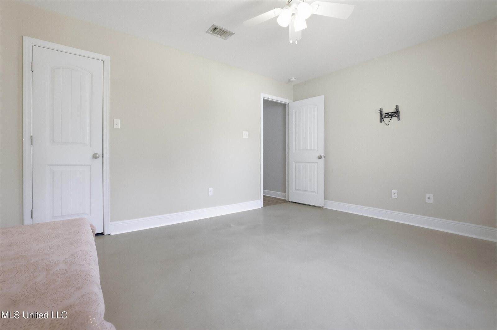 10306 Maple Cove, Vancleave, MS 39565