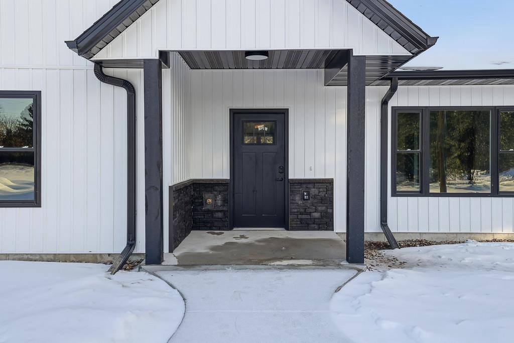 1586 Old Highway 51, Kronenwetter, WI 54455