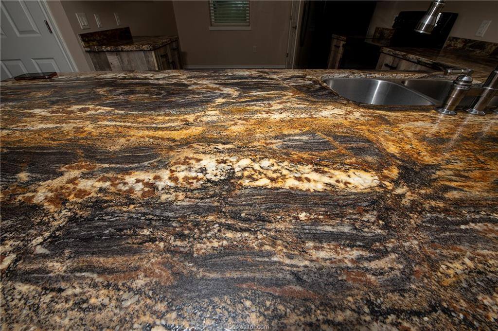 11428 Debbie Lane, Iola, TX 77861