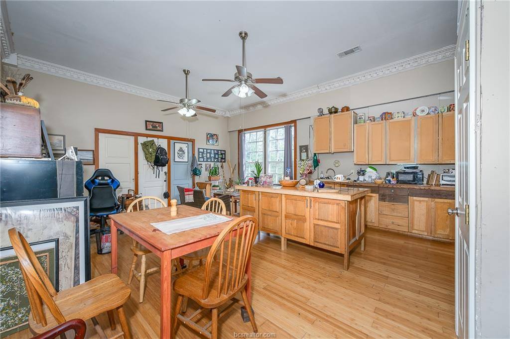 11428 Debbie Lane, Iola, TX 77861