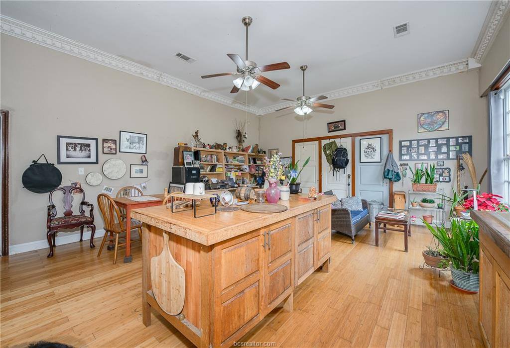 11428 Debbie Lane, Iola, TX 77861