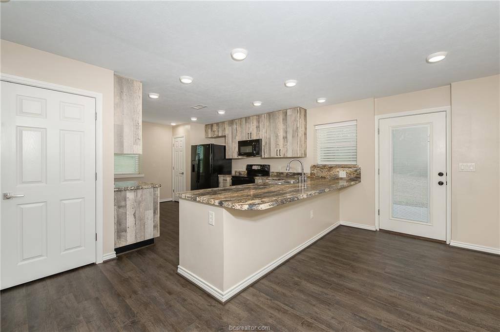 11428 Debbie Lane, Iola, TX 77861