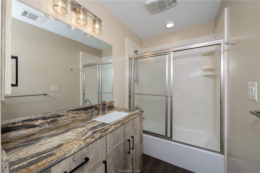 11428 Debbie Lane, Iola, TX 77861