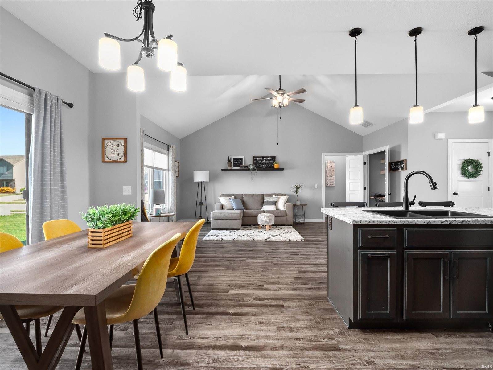 13572 Palmetto Pass, Fort Wayne, IN 46814