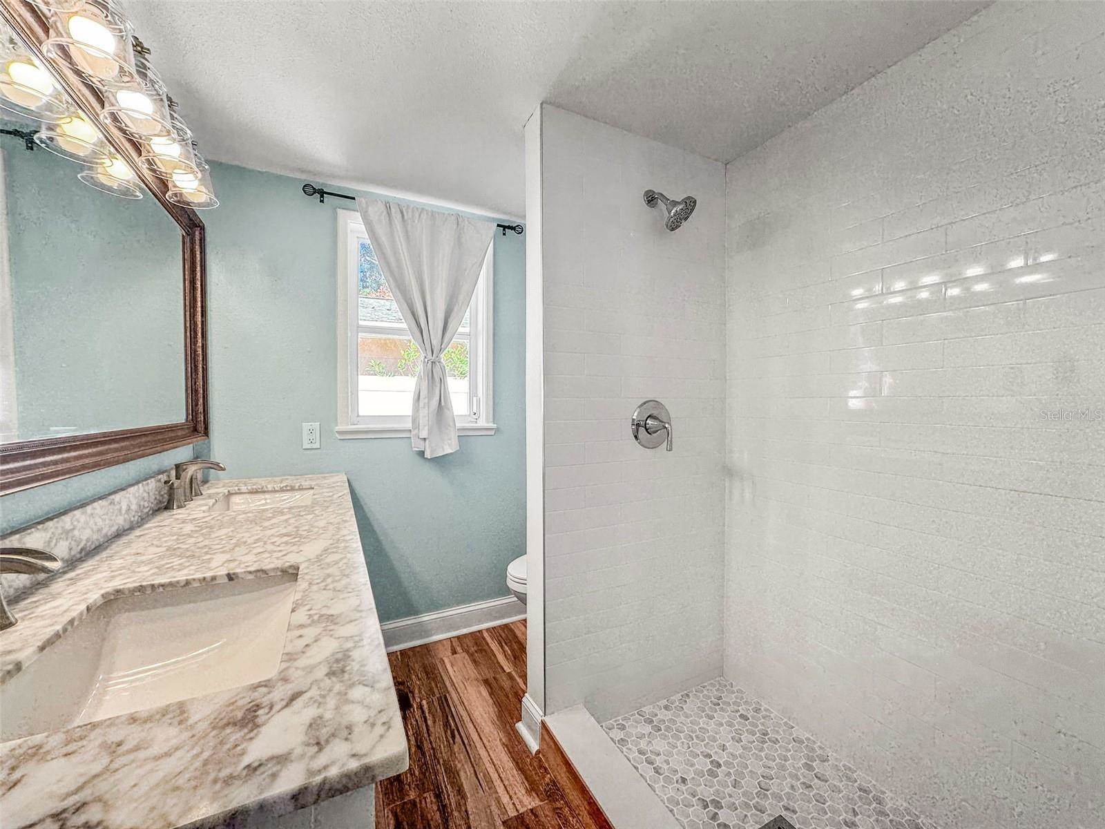 1011 Park Drive, Dunedin, FL 34698