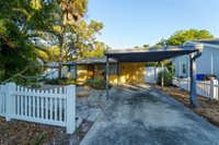 1011 Park Drive, Dunedin, FL 34698