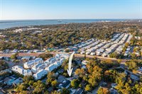 1011 Park Drive, Dunedin, FL 34698