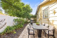 1011 Park Drive, Dunedin, FL 34698