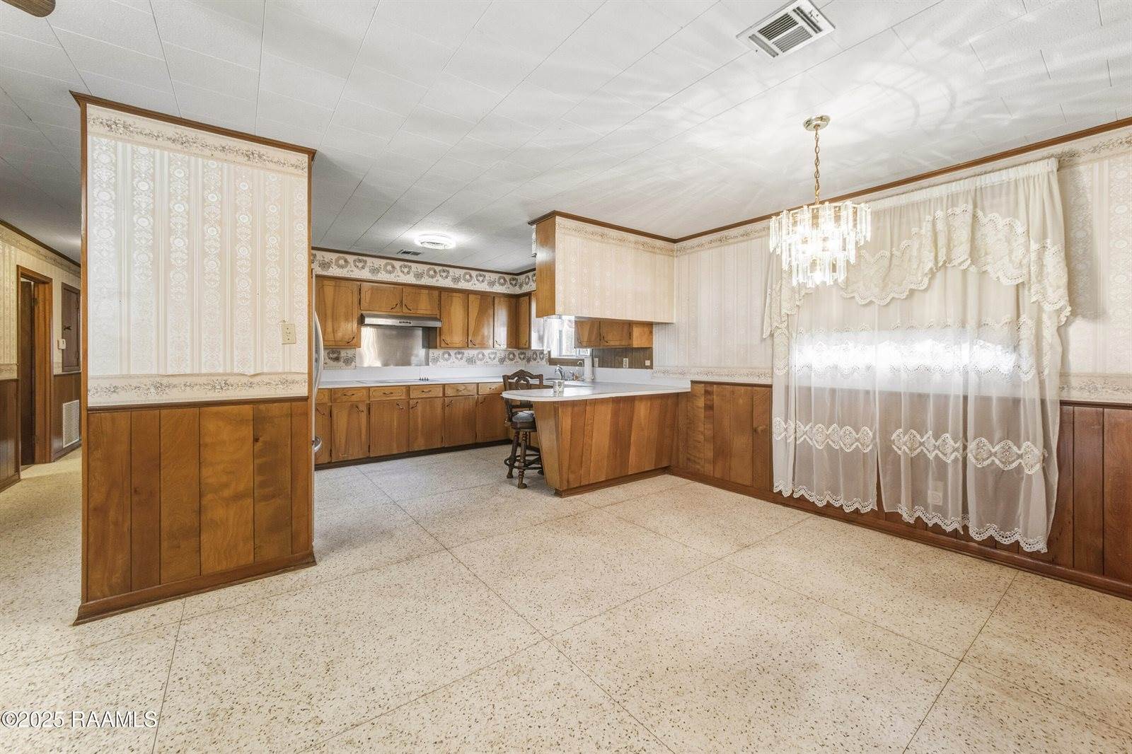 1476 Breaux Bridge Sr. High Road, Breaux Bridge, LA 70517