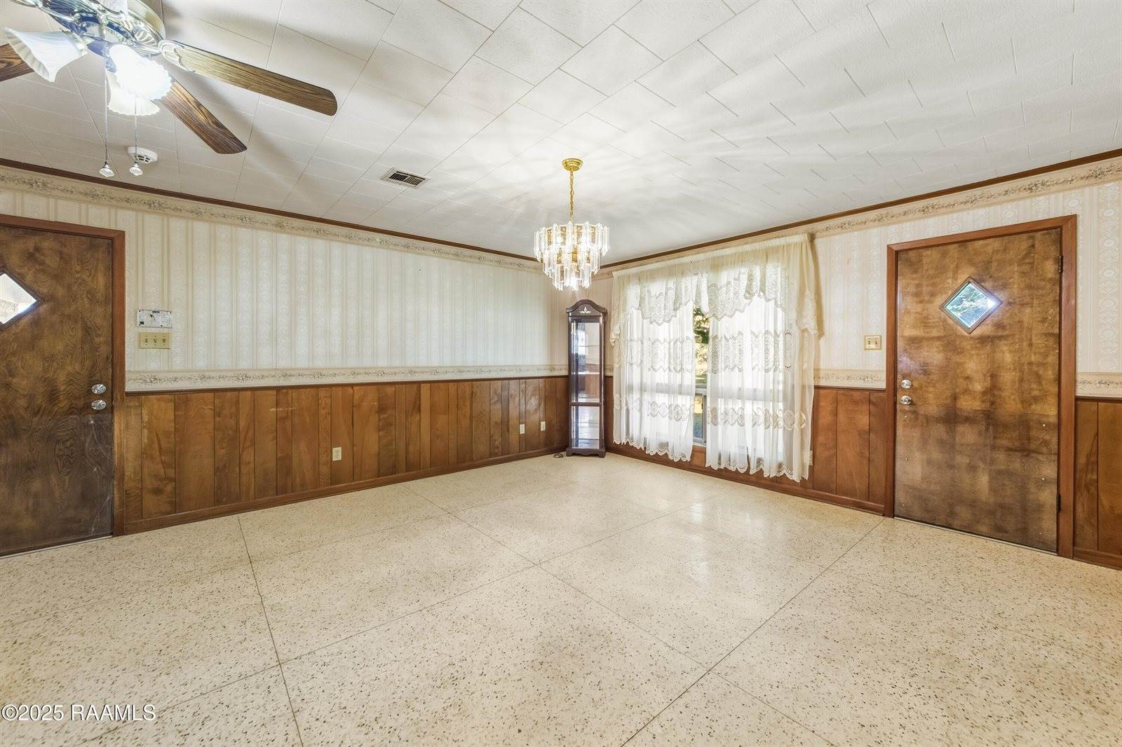 1476 Breaux Bridge Sr. High Road, Breaux Bridge, LA 70517