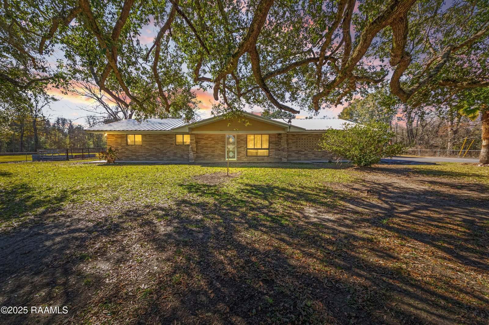 1476 Breaux Bridge Sr. High Road, Breaux Bridge, LA 70517