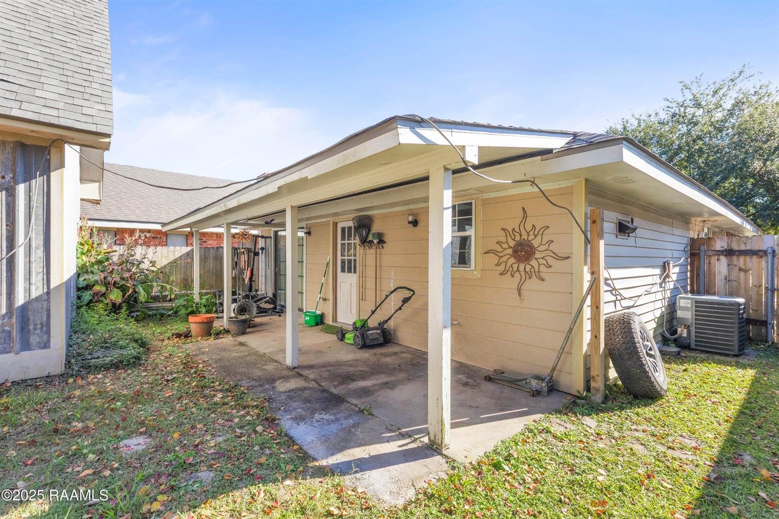 113 Hummingbird Lane, Lafayette, LA 70506