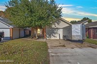 113 Hummingbird Lane, Lafayette, LA 70506