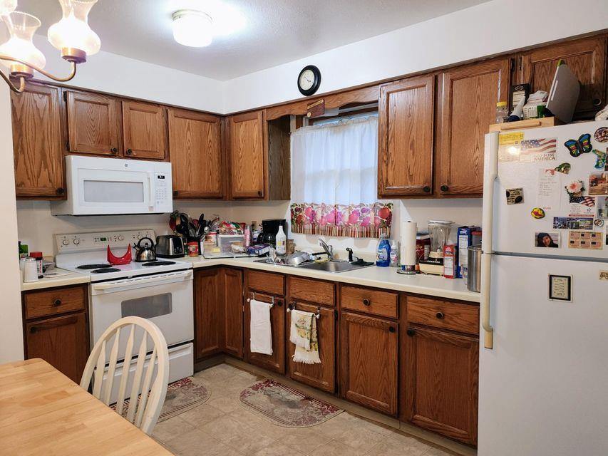 1508 Endl BLVD/501 Nadig Court, Fort Atkinson, WI 53538