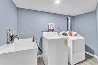 1330 West Scott St, Milwaukee, WI 53204