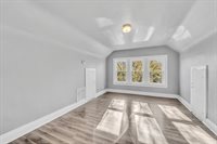 1330 West Scott St, Milwaukee, WI 53204