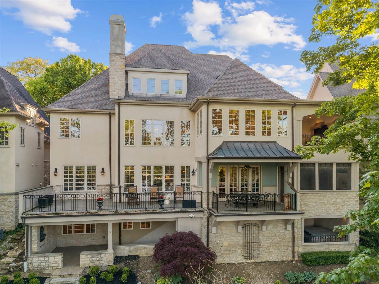 3450 River Rhone Lane, Columbus, OH 43221